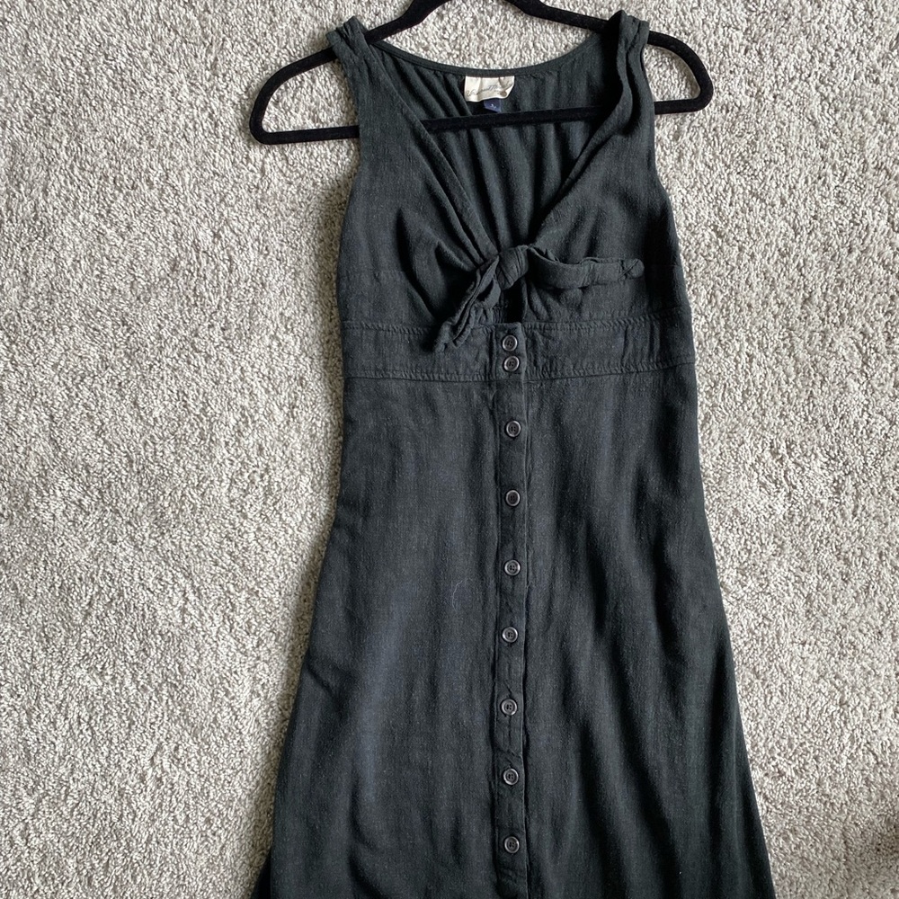 Small Universal Thread Tie Front Midi Dress